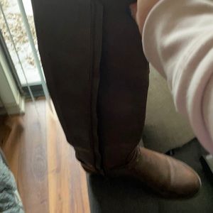 Guess boots